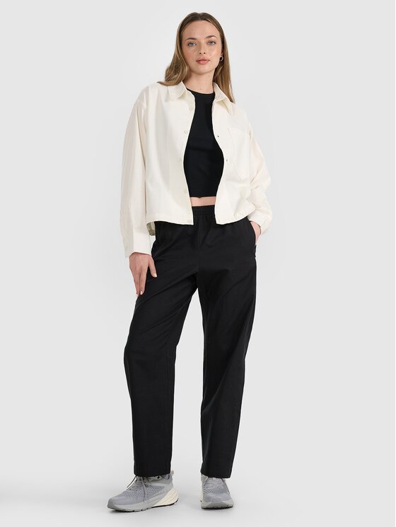 4F 4F Παντελόνι υφασμάτινο 4FRSS25TTROF1448-20S Μαύρο Relaxed Fit