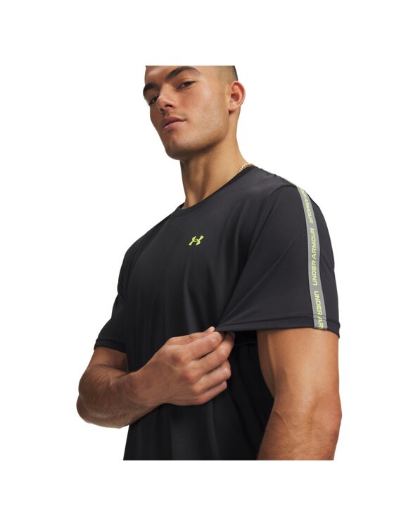 Under Armour Under Armour Koszulka techniczna 6012356 Czarny Regular Fit