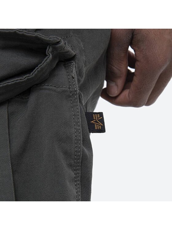 Alpha Industries Alpha Industries Spodnie materiałowe AI.116203-136-29 Szary Carrot Fit
