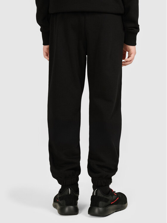 4F 4F Teplákové nohavice 4FJWMM00TTROM1827-20S Čierna Jogger Fit