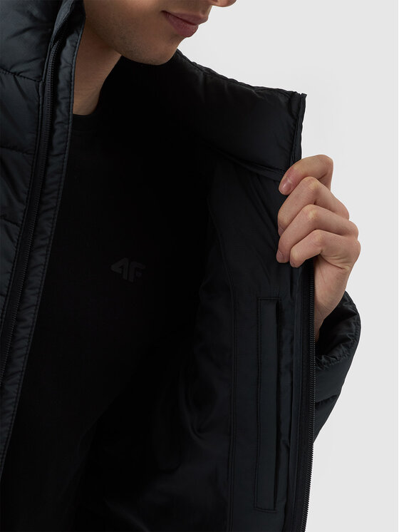 4F 4F Kurtka puchowa BASIC+ Czarny Regular Fit