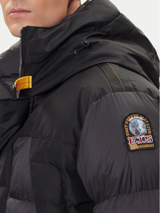 Parajumpers Parajumpers Pernata jakna Shedir 25WMPMPUEN04 Crna Regular Fit