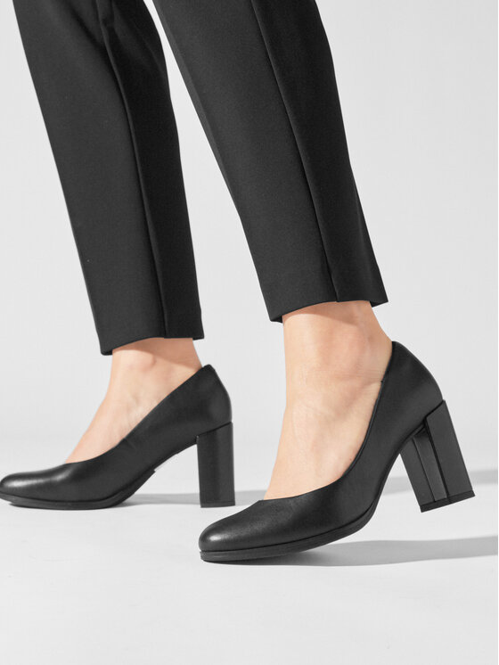 Clarks Clarks Salonarji Freva85 26170968 Črna