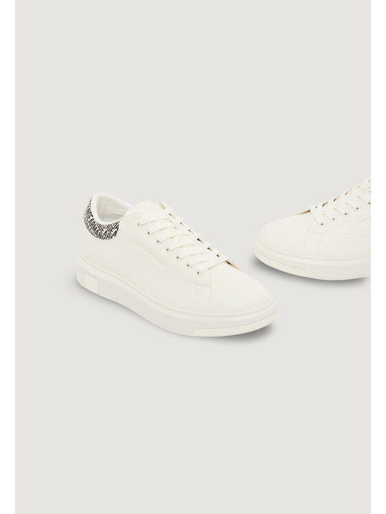 Armani Exchange Armani Exchange Sneakersy XM001964 AF19403 Kremowy