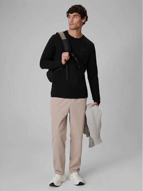 4F 4F Longsleeve BASIC+ Czarny Slim Fit