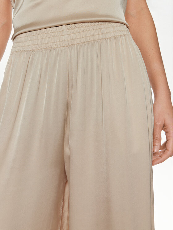 ViCOLO ViCOLO Панталони тип кюлоти TB0034 Бежов Regular Fit