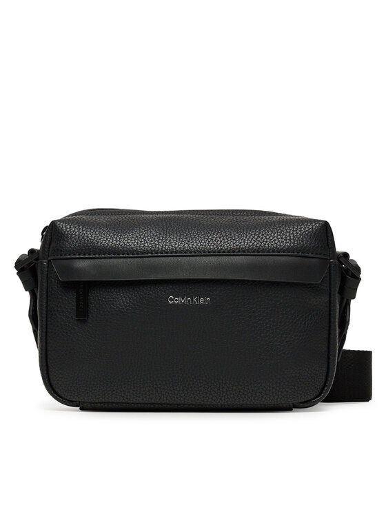 Calvin Klein Calvin Klein Taška cez rameno Ck Must Camera Bag LV04D3084G Čierna