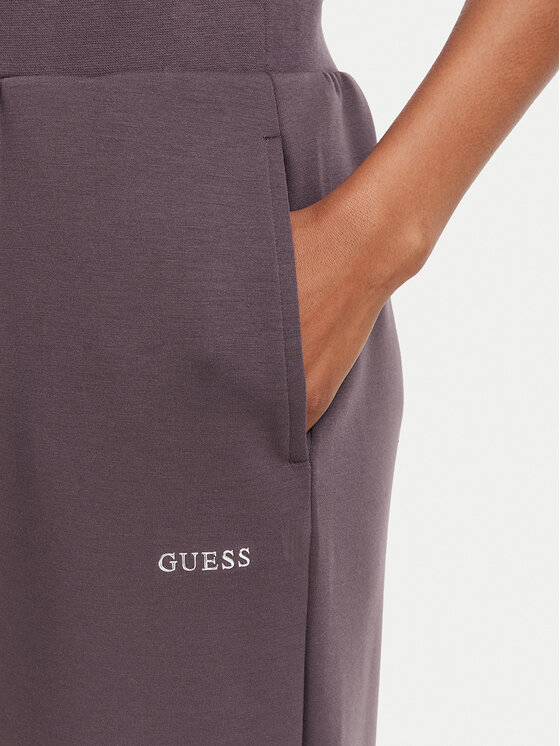 Guess Guess Spodnie dresowe V6GB14 K3251 Brązowy Regular Fit