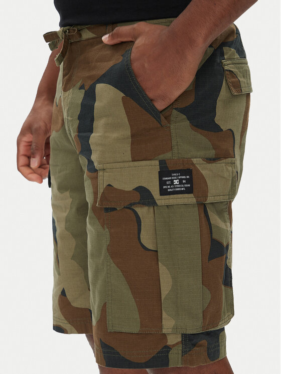 DC Shoes DC Shoes Szorty materiałowe Tundra ADYWS03086 Zielony Regular Fit