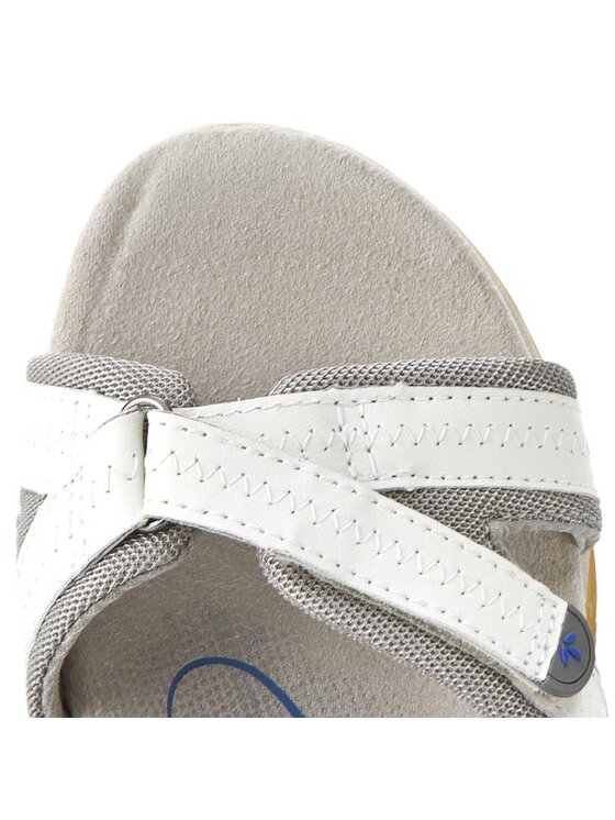 Clarks isna pebble top