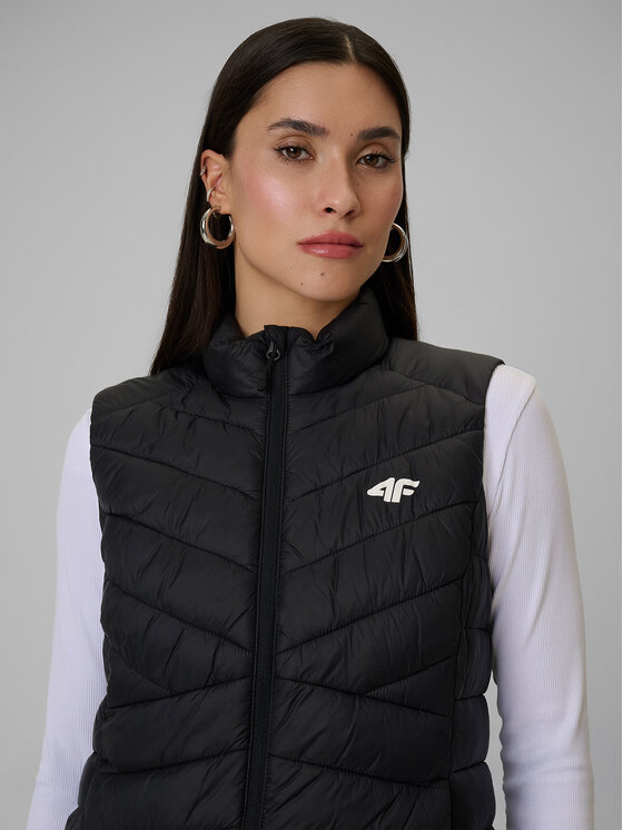 4F 4F Kamizelka MIDSHOP TEXTILE Czarny Slim Fit