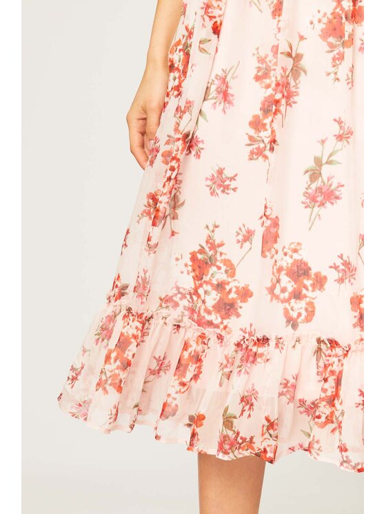 QUIOSQUE QUIOSQUE Každodenné šaty MARIKA DRESS Ružová Regular Fit