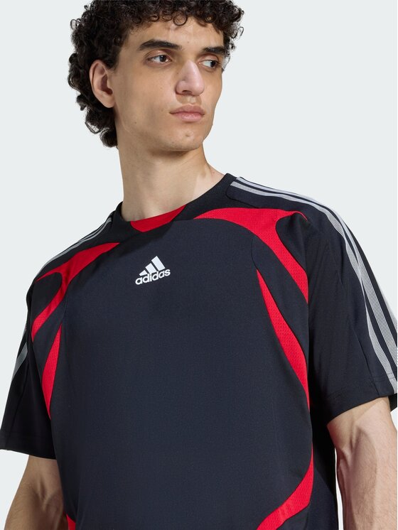 adidas adidas T-Shirt 159221 Czarny Regular Fit