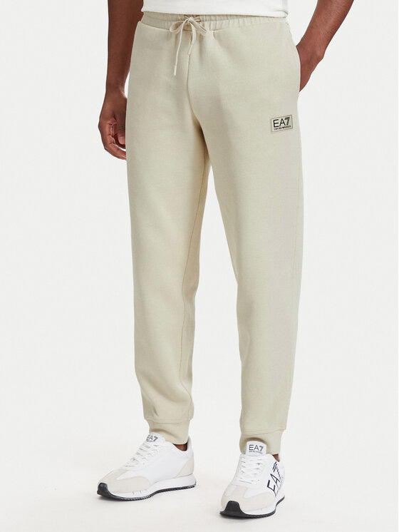 EA7 Emporio Armani EA7 Emporio Armani Jogginganzug 7M002236 AF21822 U1079 Hellbeige Regular Fit