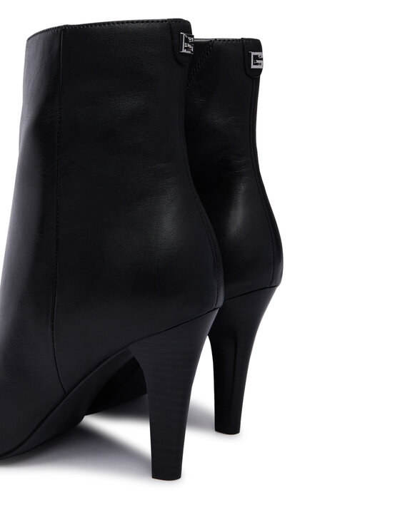 Guess Guess Polokozačky FLTRFF LEA10 Černá