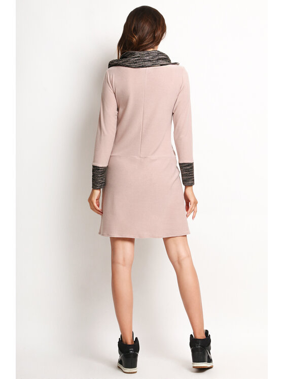 Awama Awama Vestito di maglia A113 Beige Basic Fit