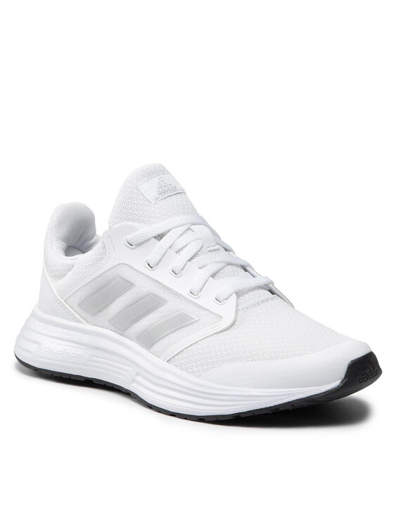 adidas adidas Bėgimo batai Galaxy 5 G55778 Balta