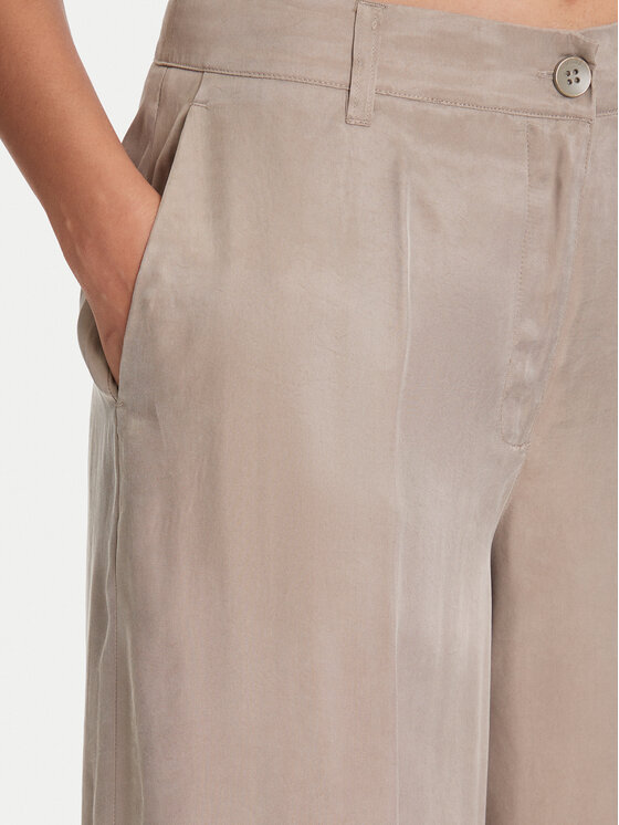 Guess Guess Текстилни панталони W5YB02 WH5N2 Бежов Regular Fit