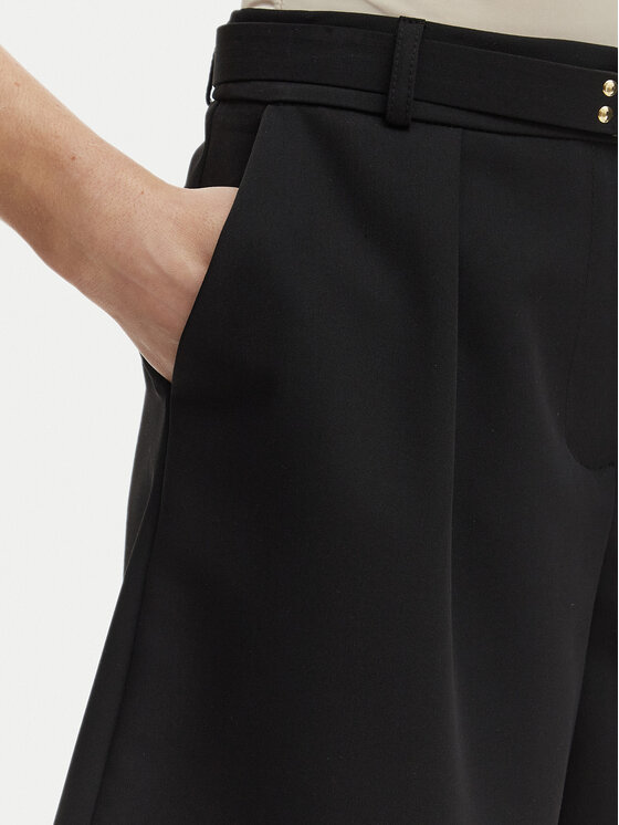 Rinascimento Rinascimento Шорти з тканини CFC0127761003 Чорний Regular Fit