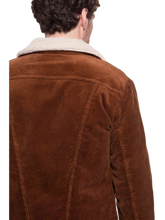 Wrangler Wrangler Giubbotto invernale 124MJ SHERPA Marrone Regular Fit