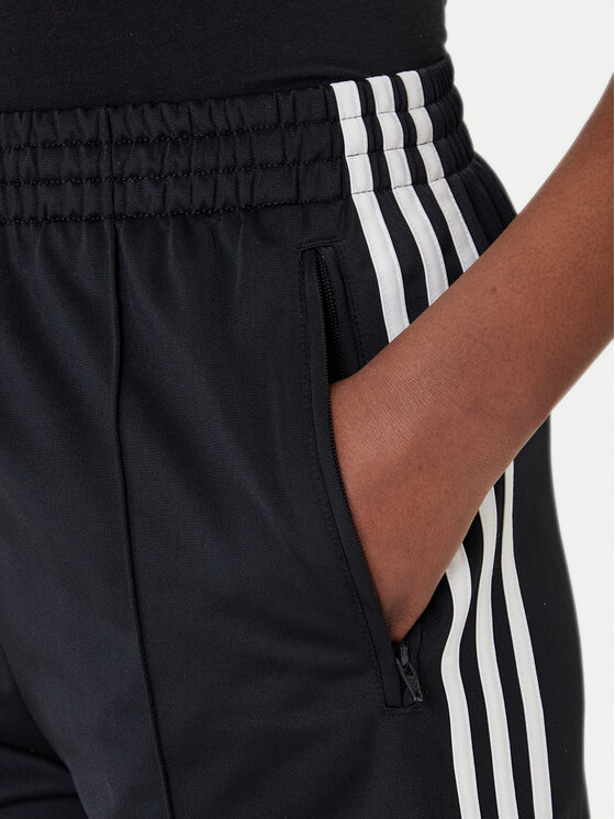 adidas adidas Pantaloncini sportivi Firebird Classic KD5569 Nero Regular Fit