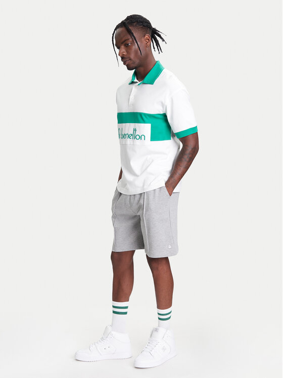 United Colors Of Benetton United Colors Of Benetton Спортни шорти 342ZU900X Сив Regular Fit