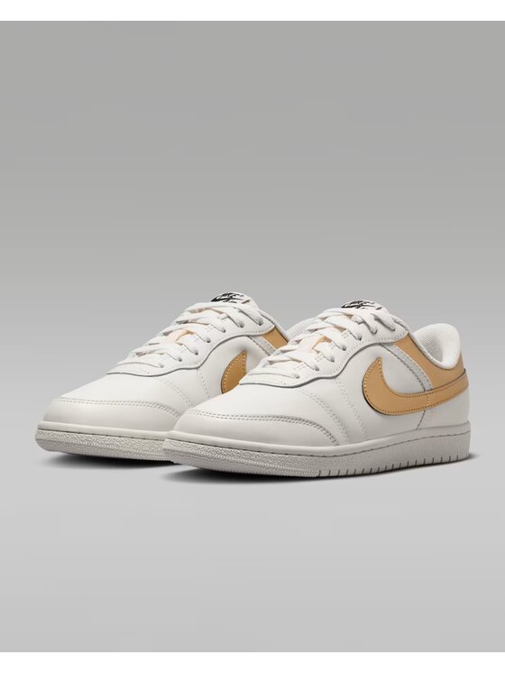 Nike Nike Sneakersy Air Jordan Skyline Low LE Biały