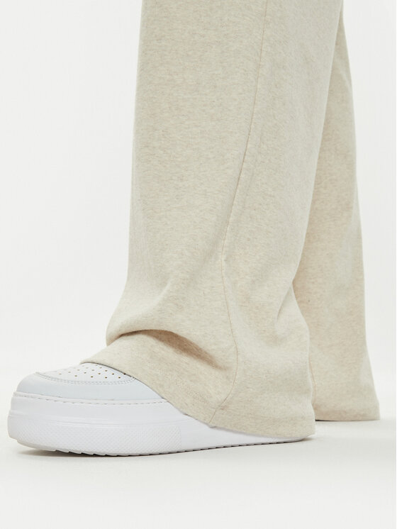 Guess Guess Παντελόνι φόρμας O4BB02 KCHZ2 Μπεζ Relaxed Fit