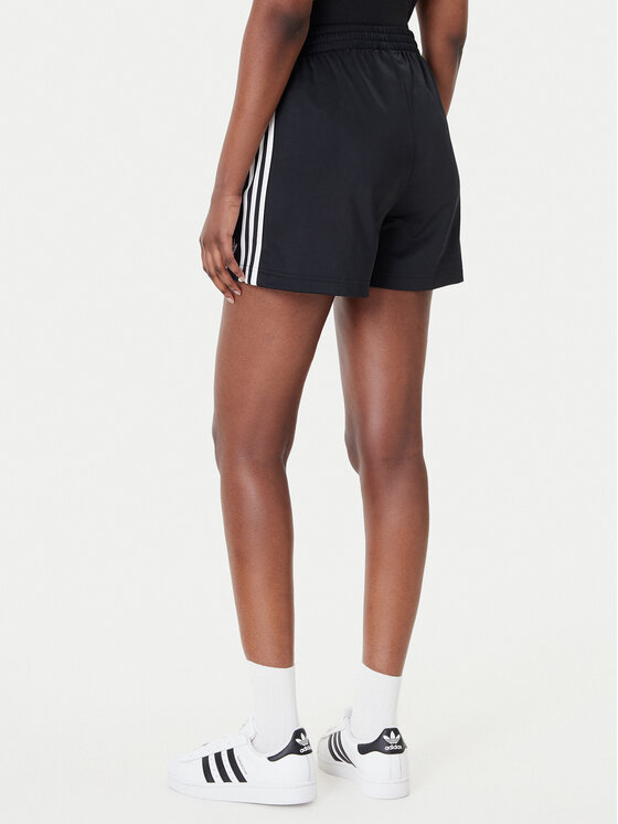 adidas adidas Спортивні шорти Firebird Classic KD5569 Чорний Regular Fit