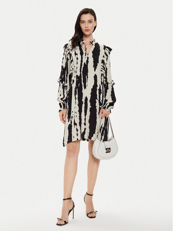 Karen by Simonsen Karen by Simonsen Vsakodnevna obleka Nime 10104892 Bež Relaxed Fit