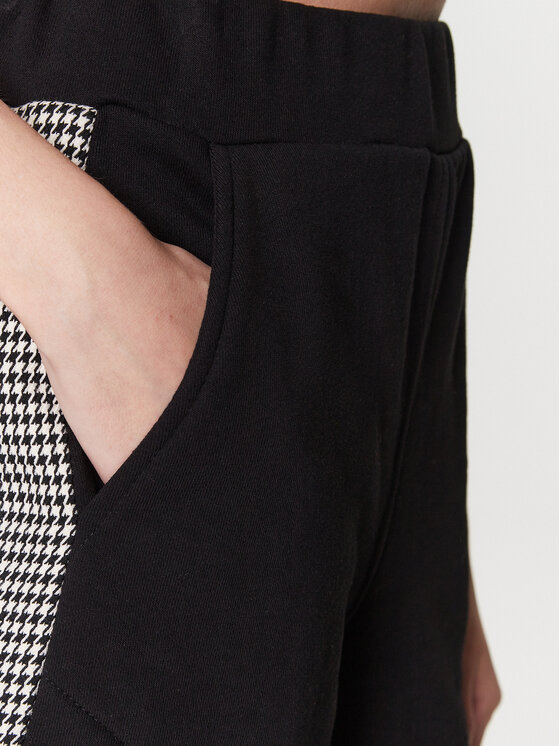 MMC Studio MMC Studio Sportshorts Lopa Schwarz Relaxed Fit