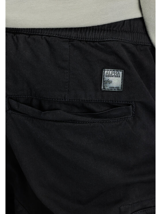 Alpha Industries Alpha Industries Szorty materiałowe Cotton Twill Jogger Short 106251-03 Czarny Classic Fit