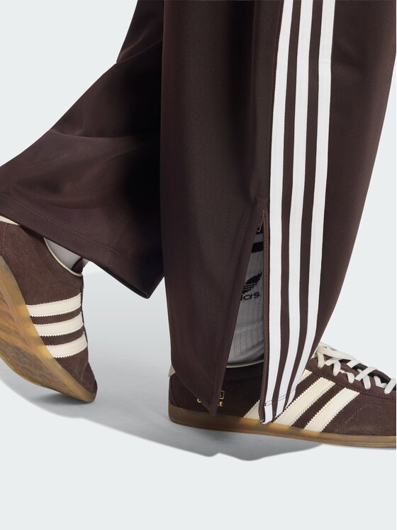 adidas adidas Spodnie dresowe 168738 Brązowy Regular Fit