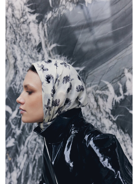ALLORA BE UNIQUE ALLORA BE UNIQUE Foulard 100% wool Écru