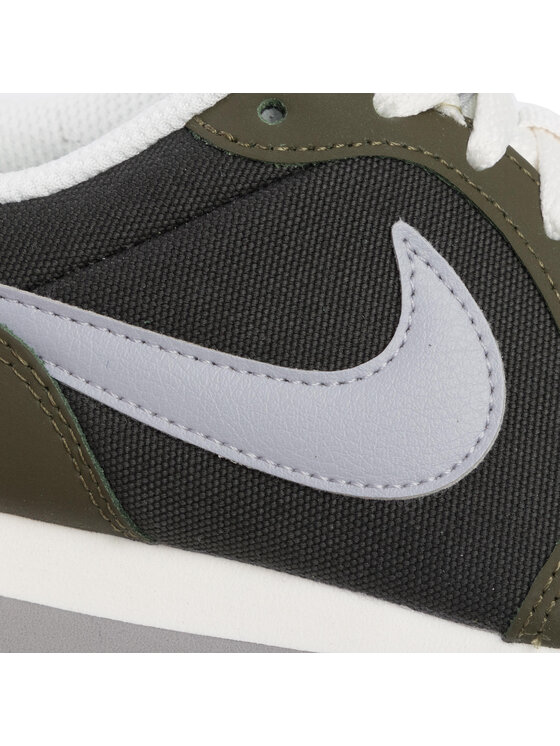 Nike Nike Сникърси MD Runner 2 (GS) 807316 301 Зелен