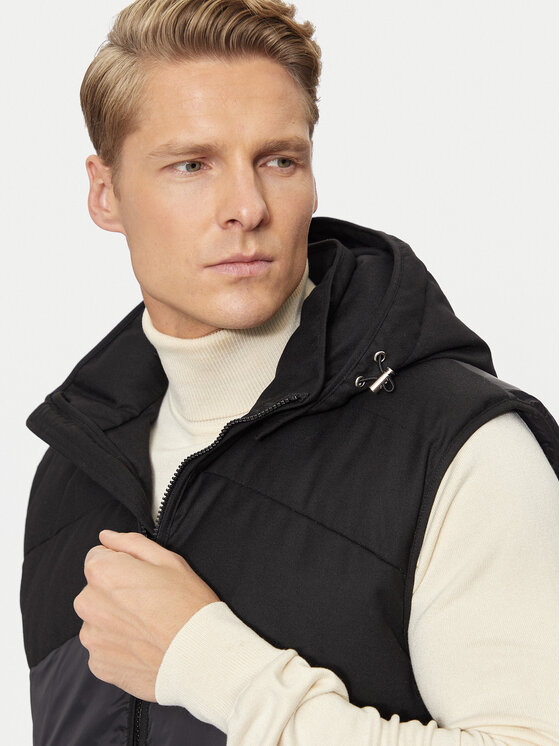 Baldessarini Baldessarini Sportski prsluk B2 50106/4109 Crna Regular Fit