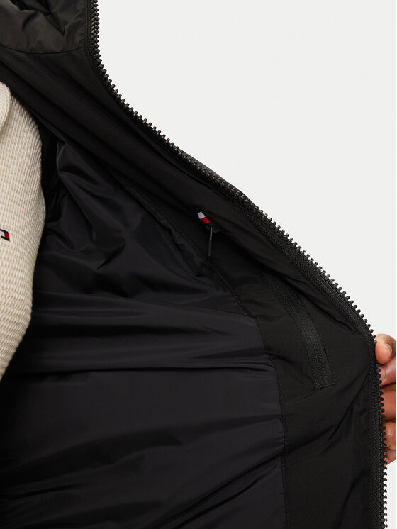 Tommy Hilfiger Tommy Hilfiger Geacă din puf MW0MW37368 Negru Regular Fit