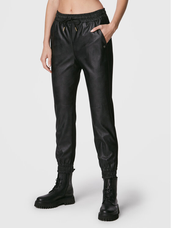 Joggers P08JHA4000 Nero Regular Fit