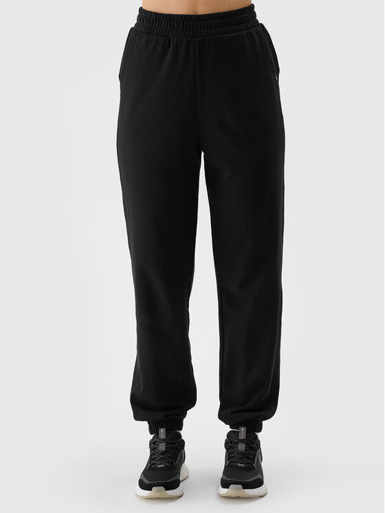 4F 4F Spodnie dresowe EASY WEAR Czarny Regular Fit