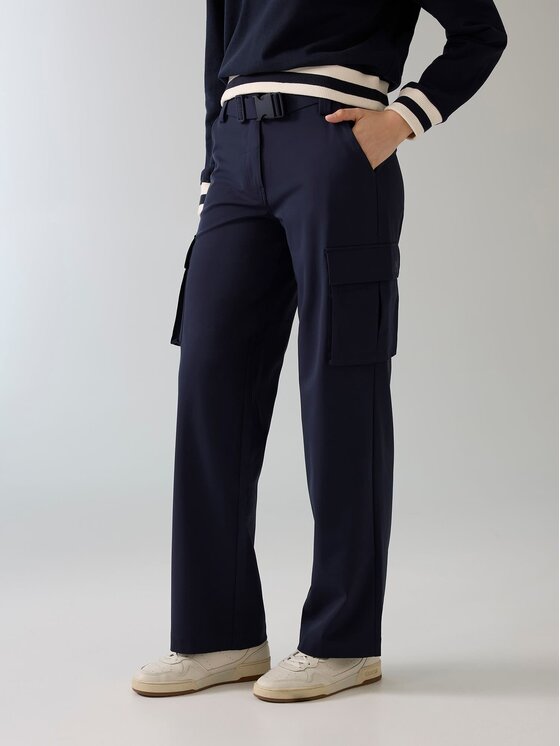 Guess Guess Spodnie materiałowe 182472 Niebieski Slim Fit