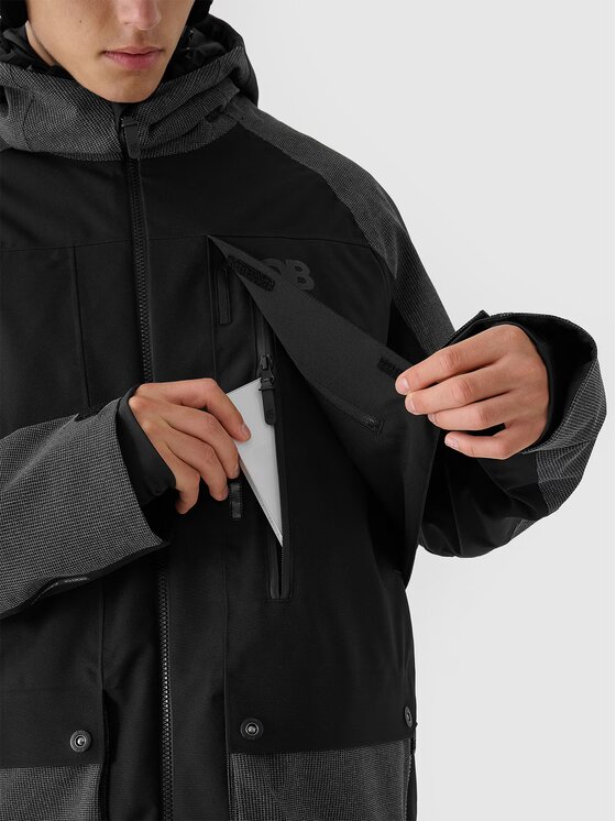 4F 4F Snowboardová bunda 4FWAW24TTJAM511-20S Čierna Regular Fit