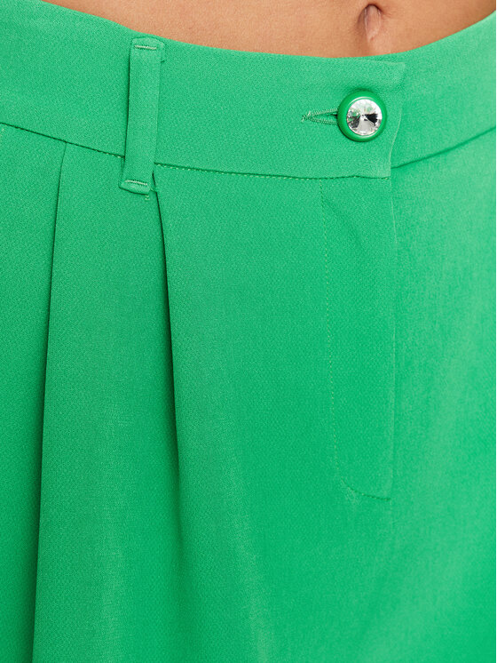 Chiara Ferragni Chiara Ferragni Шорти от плат 74CBD196 Зелен Regular Fit