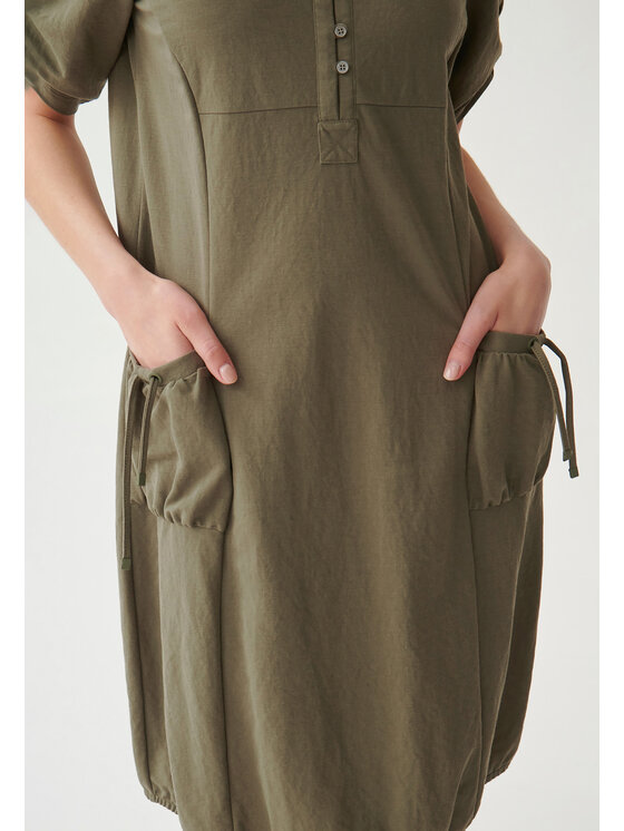 TATUUM TATUUM Sukienka dzianinowa LINIA Khaki Barrel Fit