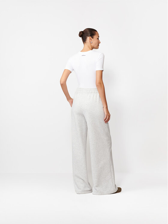 La Mania La Mania T-Shirt SWING Biały Basic Fit