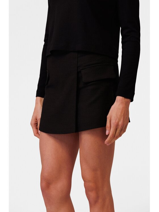 LE POSSÉ LE POSSÉ Spódnica mini SS Czarny Slim Fit