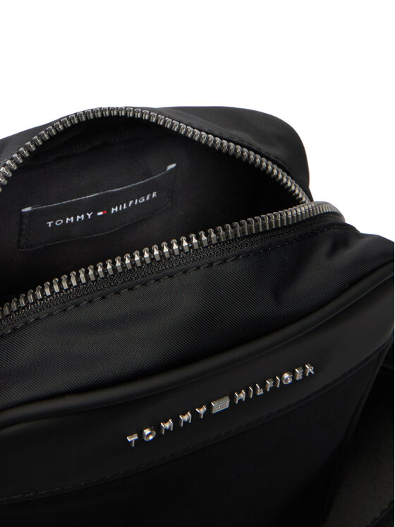 Tommy Hilfiger Tommy Hilfiger Taška cez rameno Th Repreve Mini Reporter AM0AM14150 Čierna
