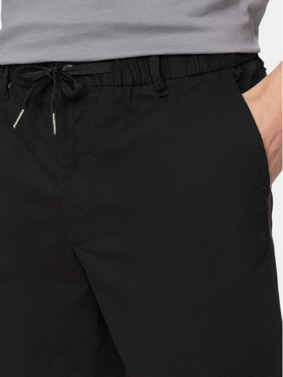 Jack & Jones Jack & Jones Kratke hlače iz tkanine Jaiden Rocco 12292831 Črna Regular Fit