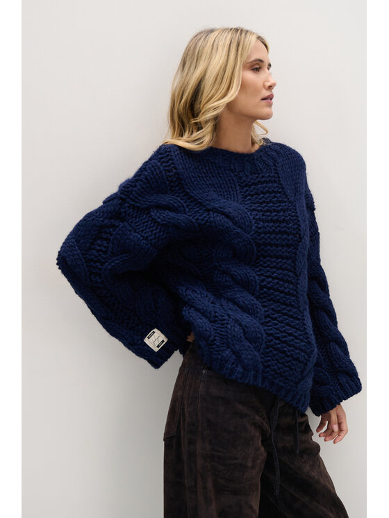 Fobya Fobya Sweter F780 Granatowy Basic Fit