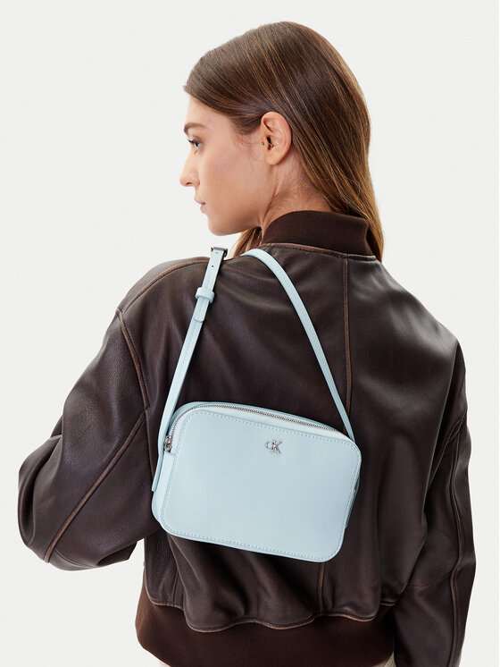 Calvin Klein Calvin Klein Дамска чанта Ck Camera Bag LV04F3173G Светлосиньо