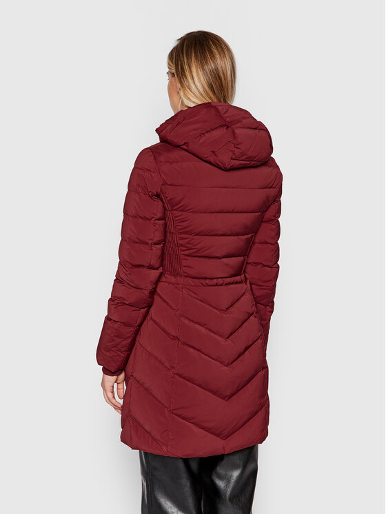 Guess Guess Vatovaná bunda Cecilia W1BL32 WE4P2 Bordová Regular Fit
